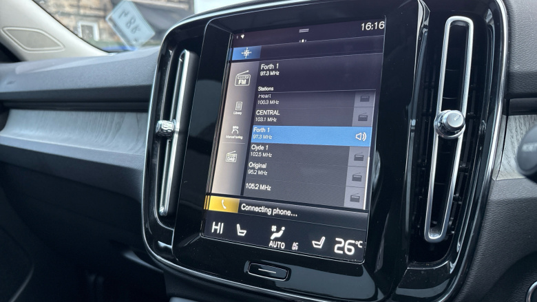 Volvo Xc40 2.0 B4P Inscription Pro 5dr Auto Petrol Estate